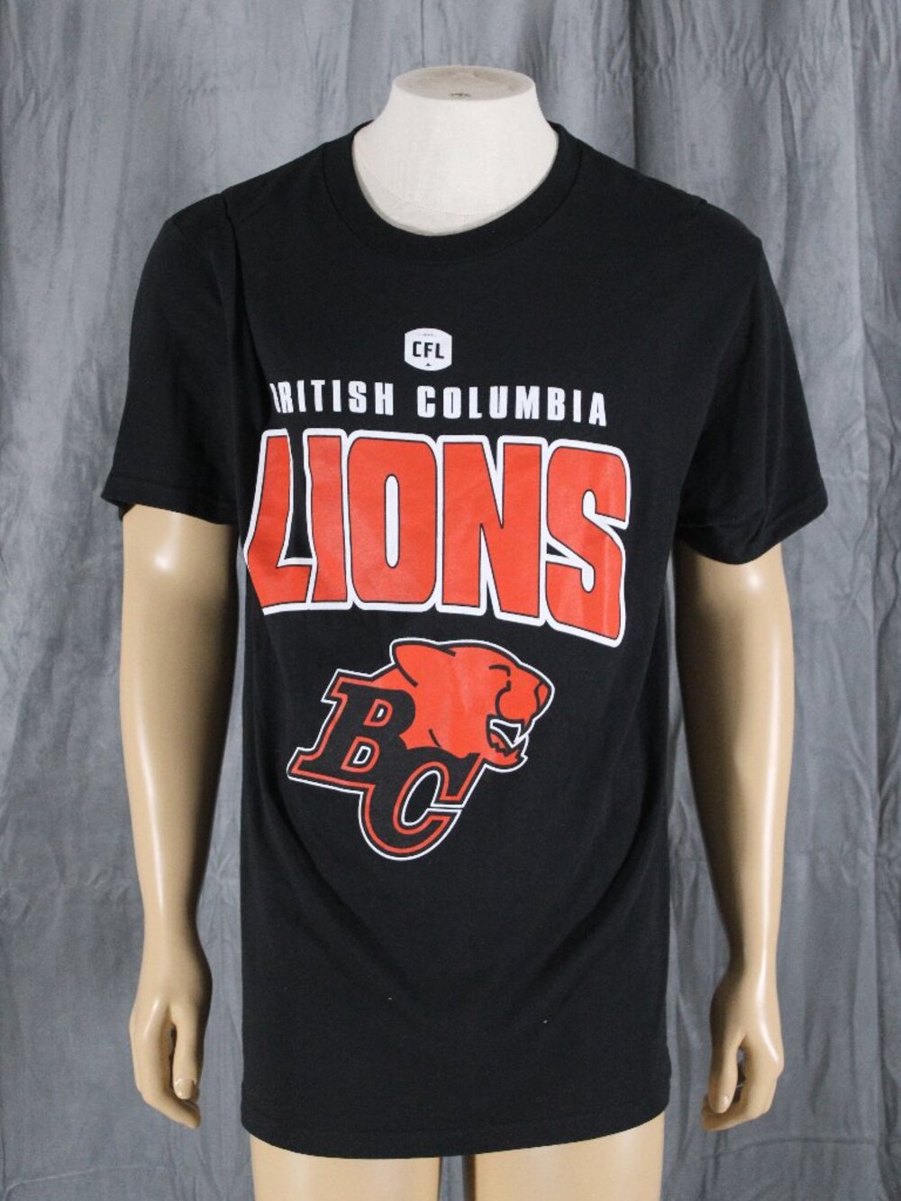 BC Lions Shirt - Classic Logo with Block Shirt - Men's Large (NWT)